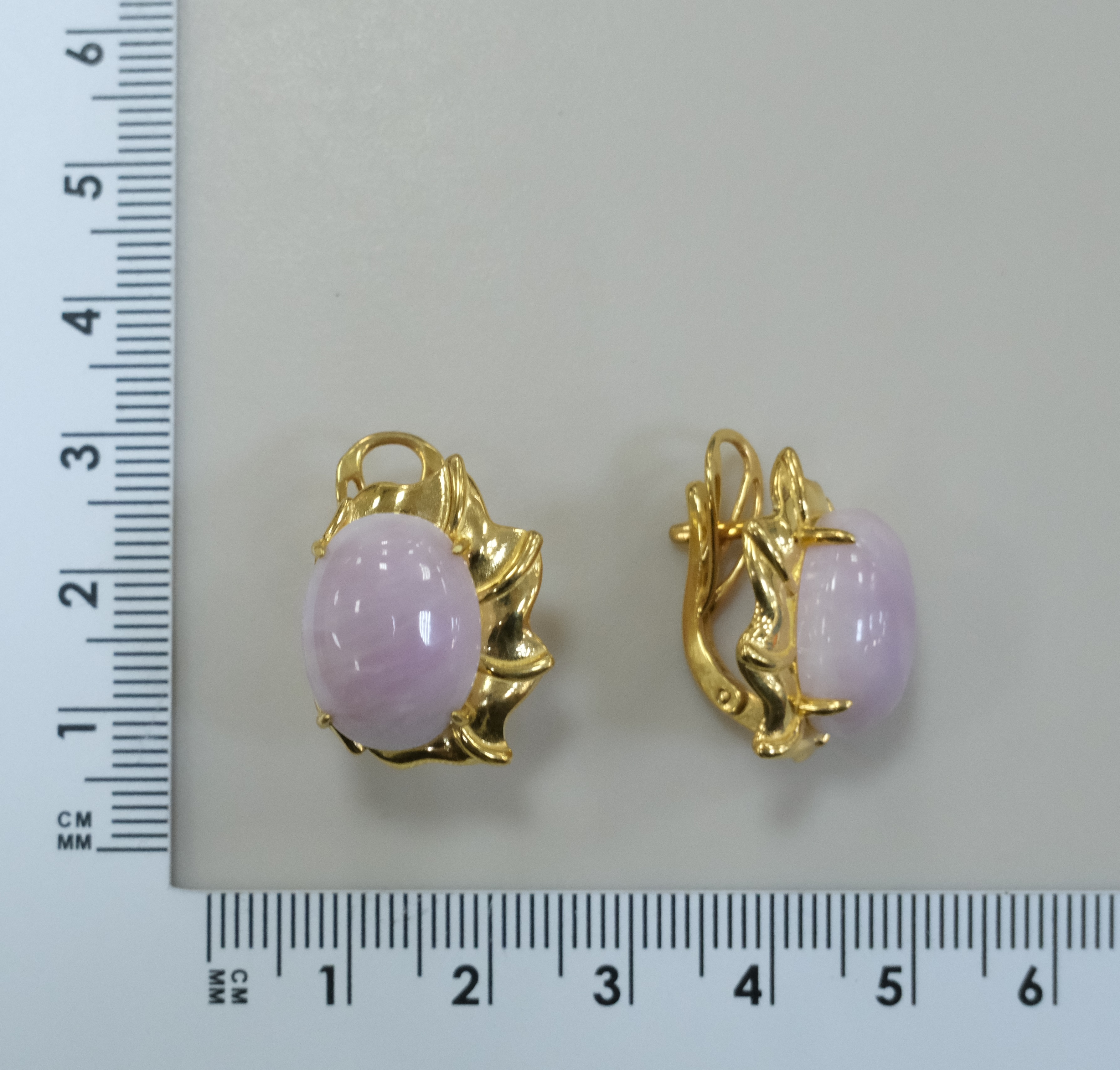Серебряные серьги с кунцитами